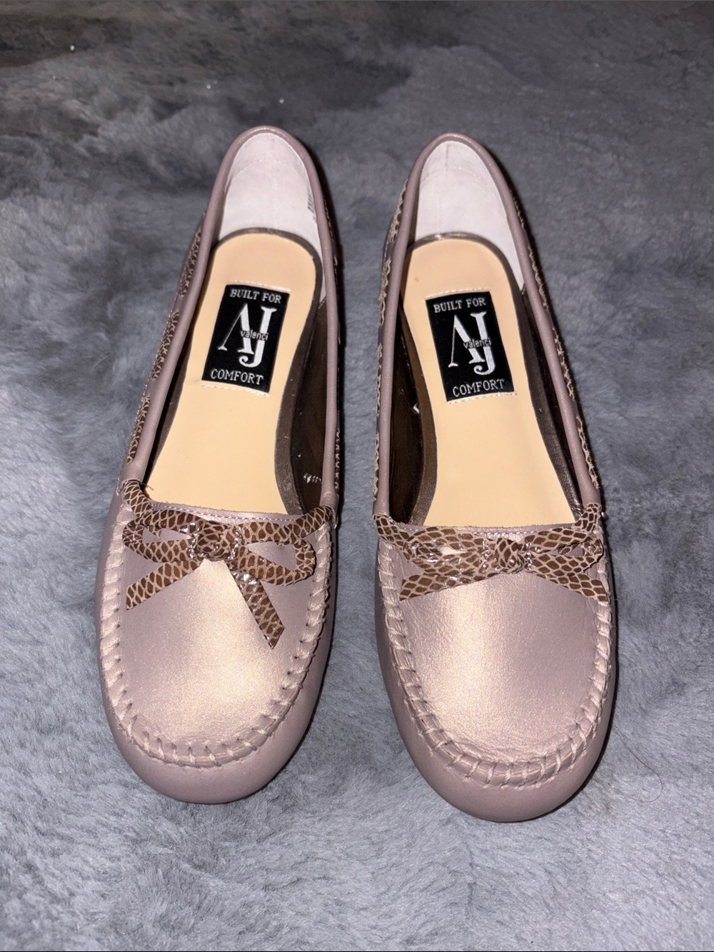 Aj Valenci Metallic Taupe Bow-Accent Loafers (Read Description)